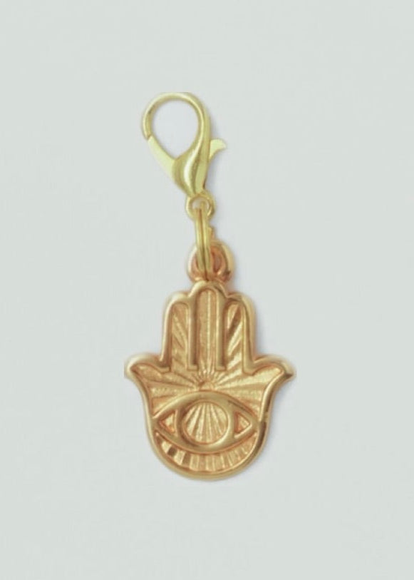 <tc>Hamsa hand charm</tc>